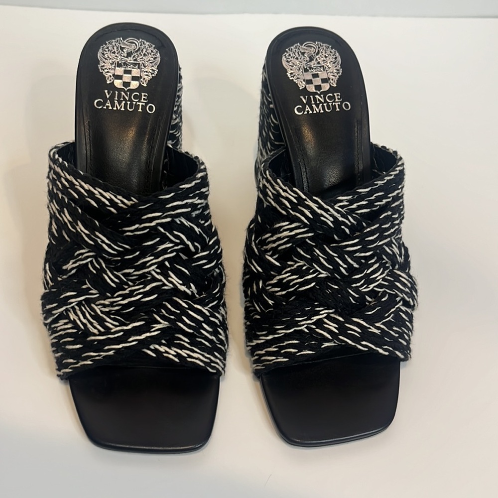 Vince Camuto Carindil Woven Mule Black/White 8 - Picture 4 of 9